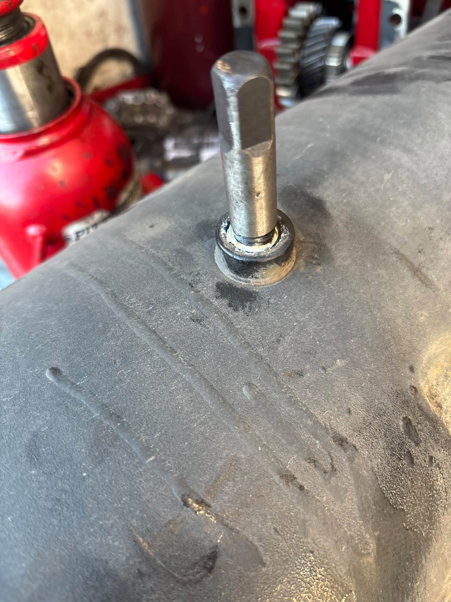 Broken pipe extraction from the Kenworth secondary air tank during TCS roadside repair